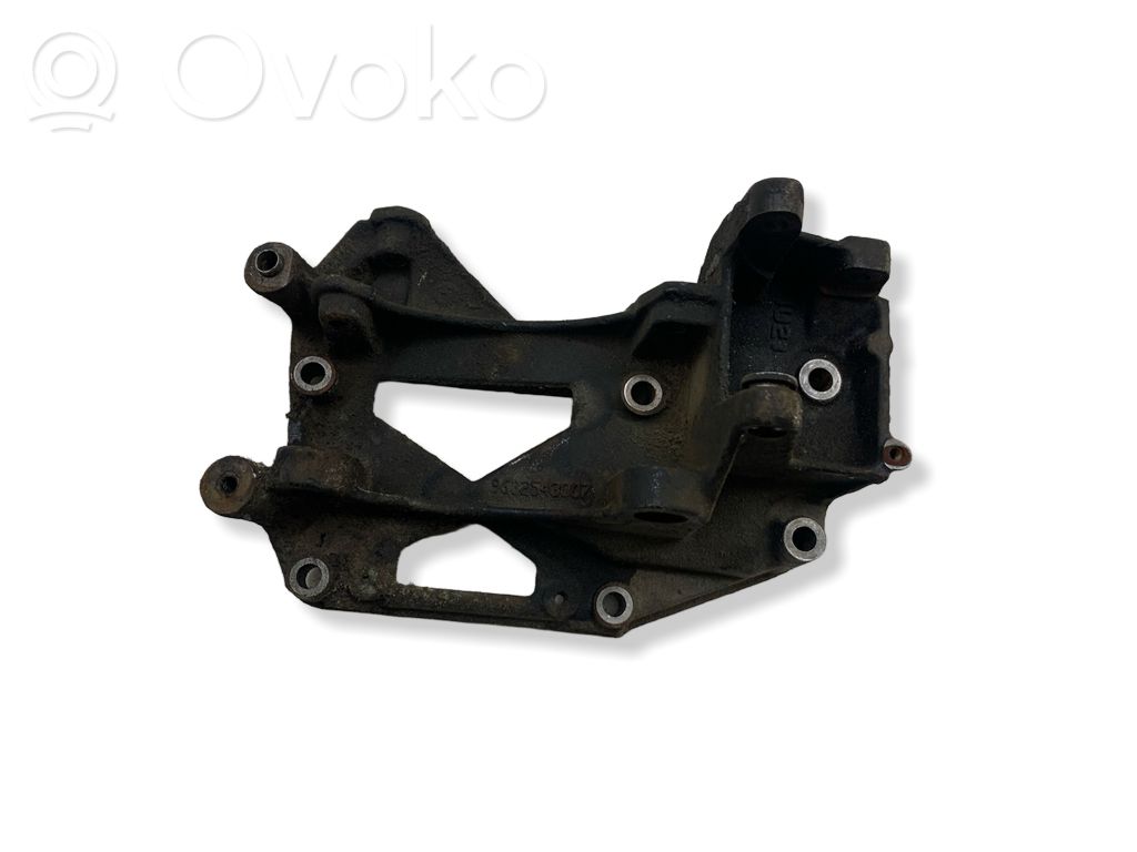 Citroen C8 Mocowanie alternatora 