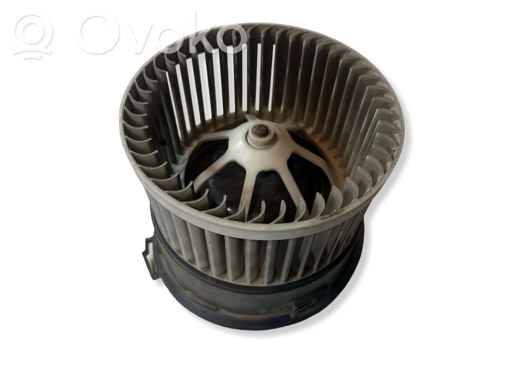 Peugeot 407 Mazā radiatora ventilators 