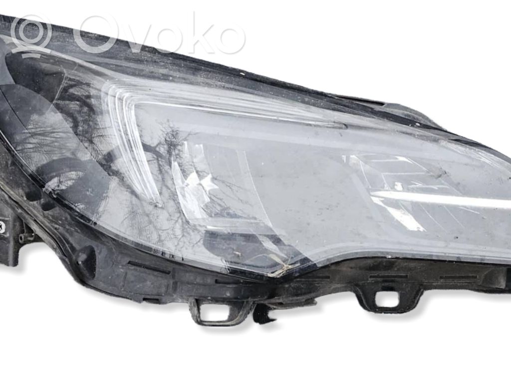Opel Astra K Faro/fanale 