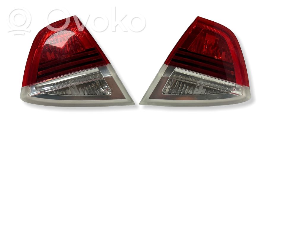 BMW 3 E90 E91 Tailgate rear/tail lights 