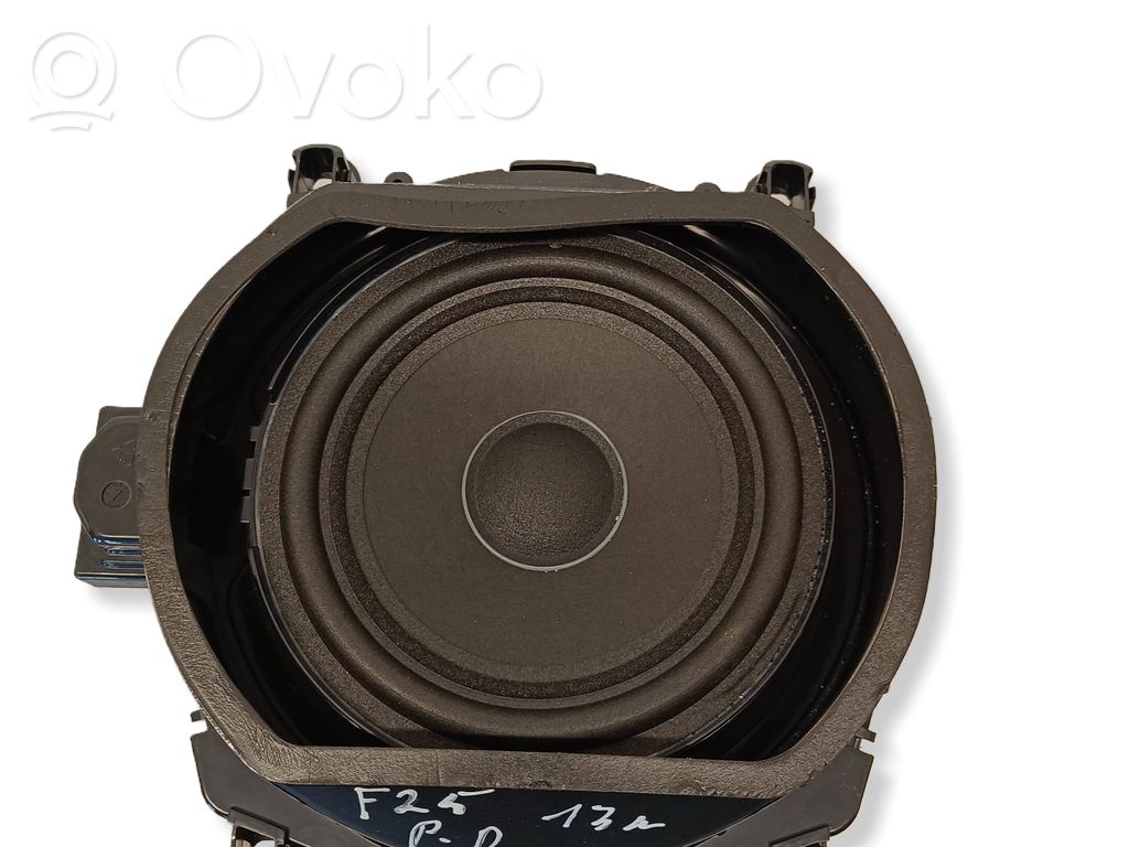 BMW X3 F25 Altavoz subwoofer 