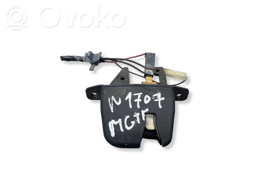 Loading door lock