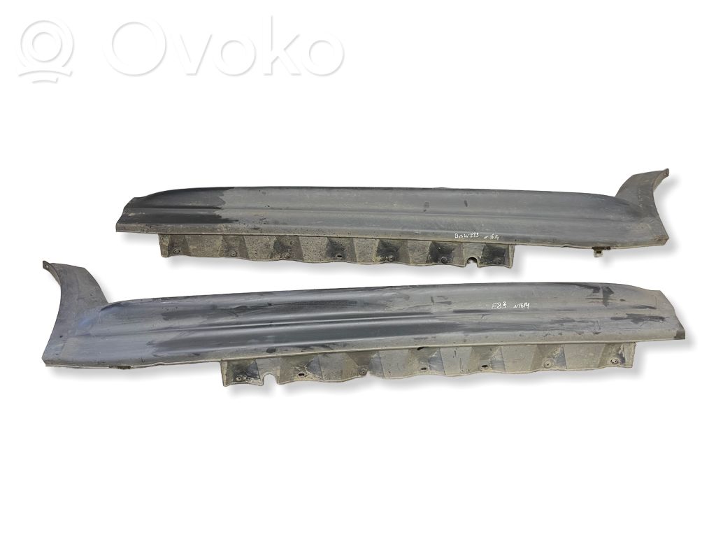 BMW X3 E83 Sill 