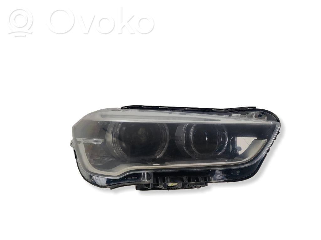 BMW X1 F48 F49 Lampa przednia 