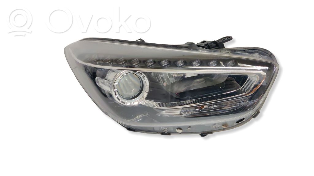 Hyundai i40 Lampa przednia 