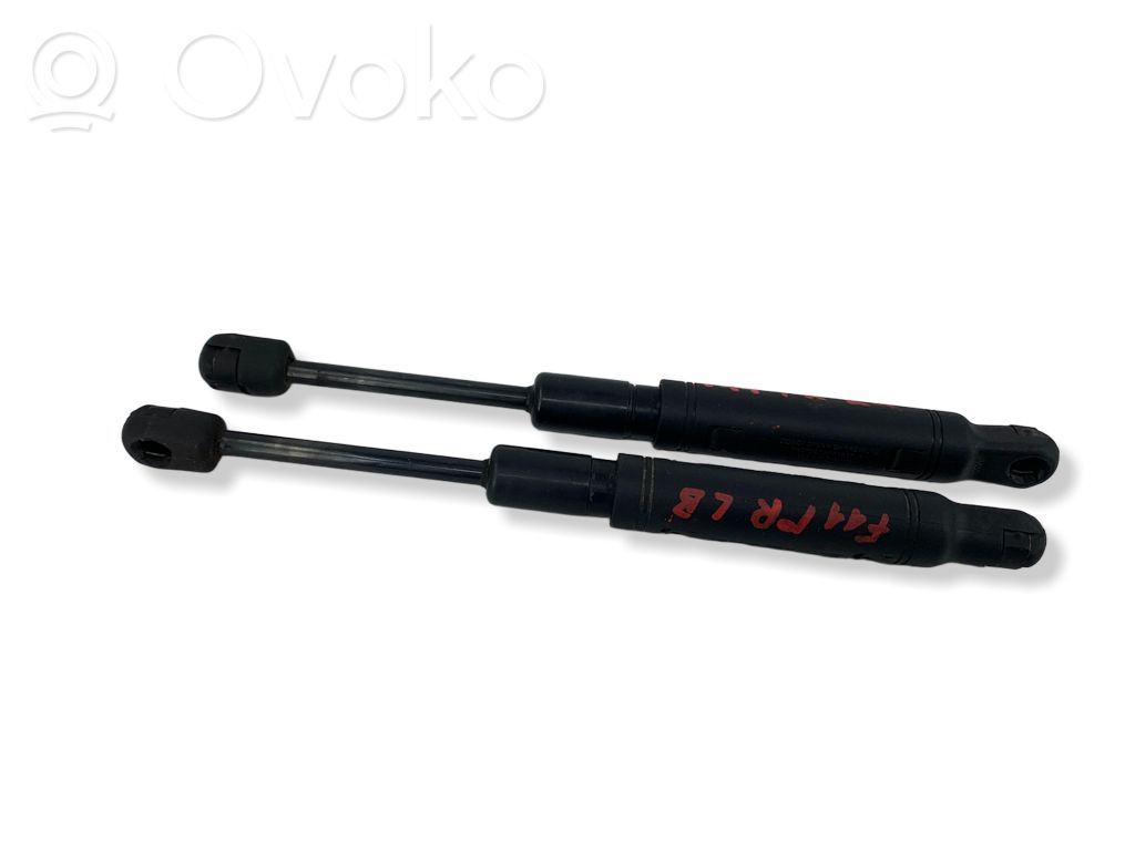 BMW 5 F10 F11 Siłownik maski przedniej 