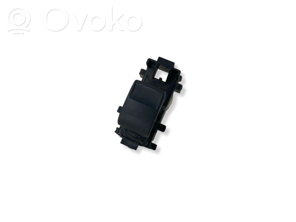 Electric window control switch   192829