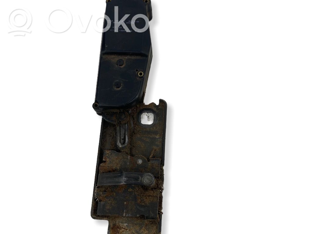 Audi Q7 4L Takaluukun/tavaratilan luukun nostomoottori 