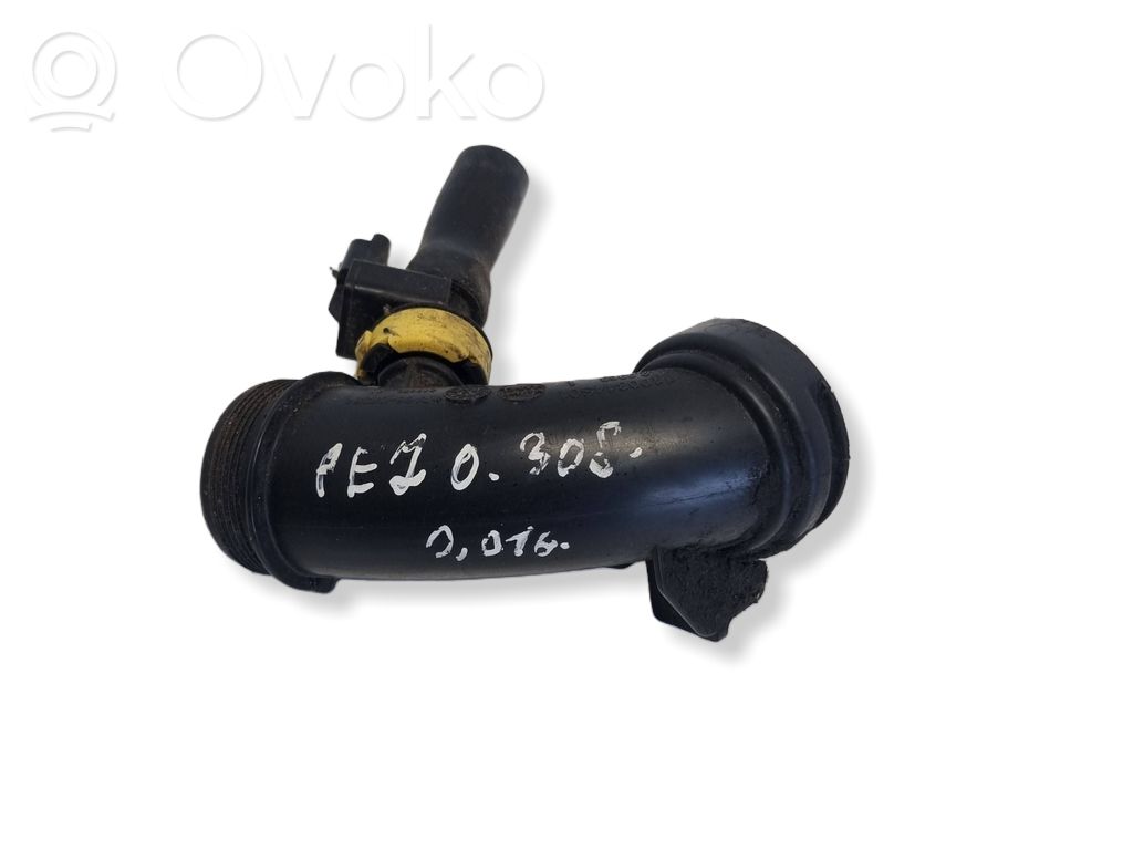Peugeot 308 Air intake duct part 