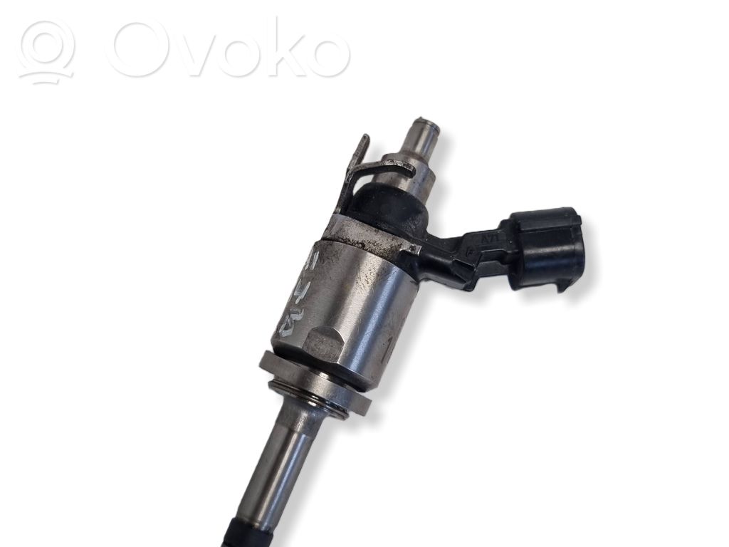 Nissan Qashqai Fuel injector 