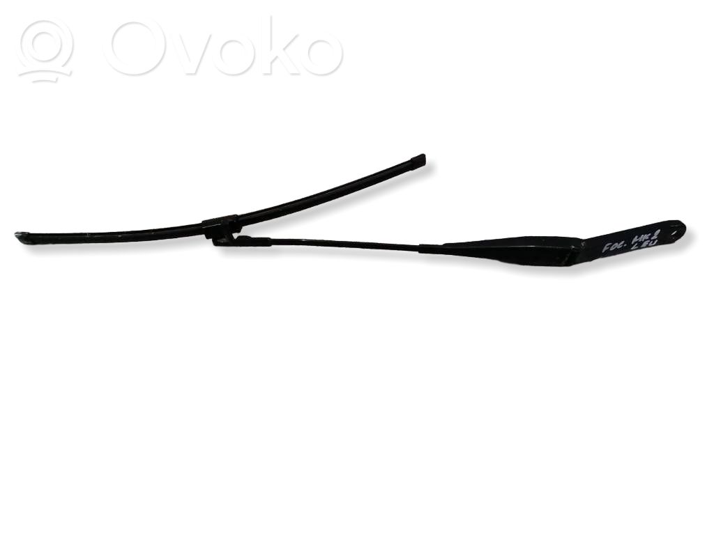 Ford Focus Front wiper blade arm 
