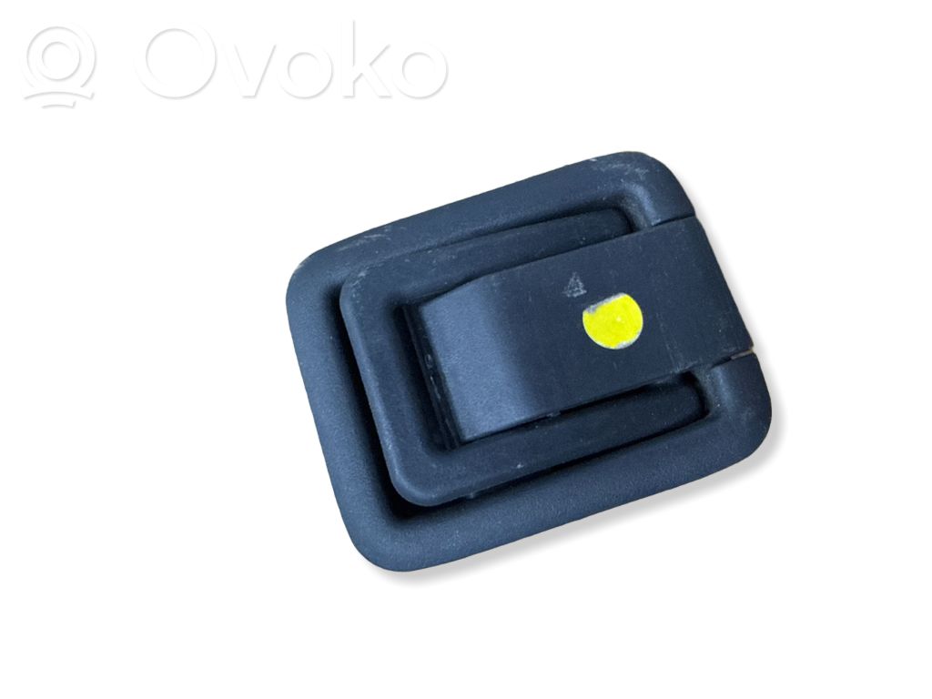 Subaru Forester SH Tie down hook / loop 