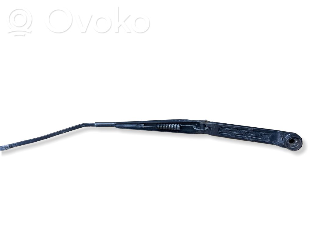 Subaru Forester SH Front wiper blade arm 