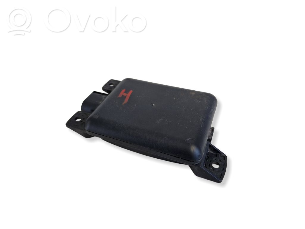 Volkswagen Golf VII Blind spot module 