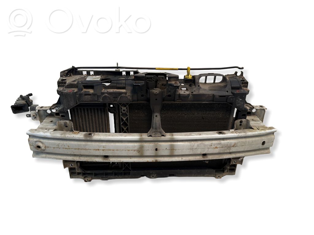 Ford Turneo Courier Radiatoru panelis 