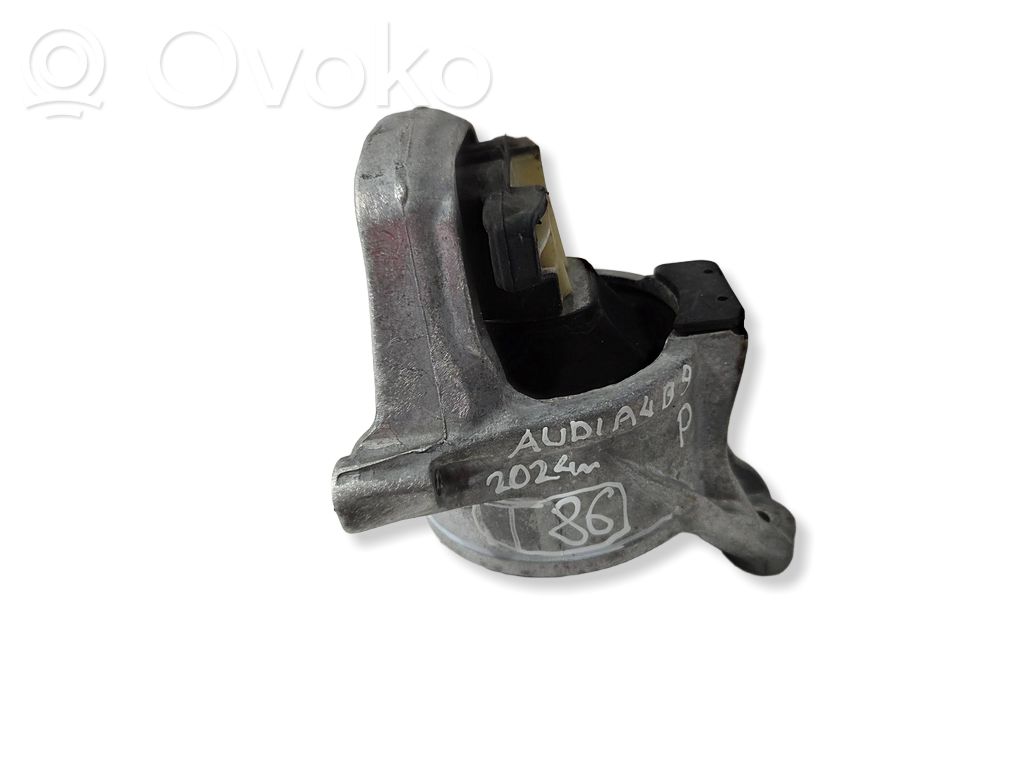 Audi A4 S4 B9 8W Suport tampon motor 
