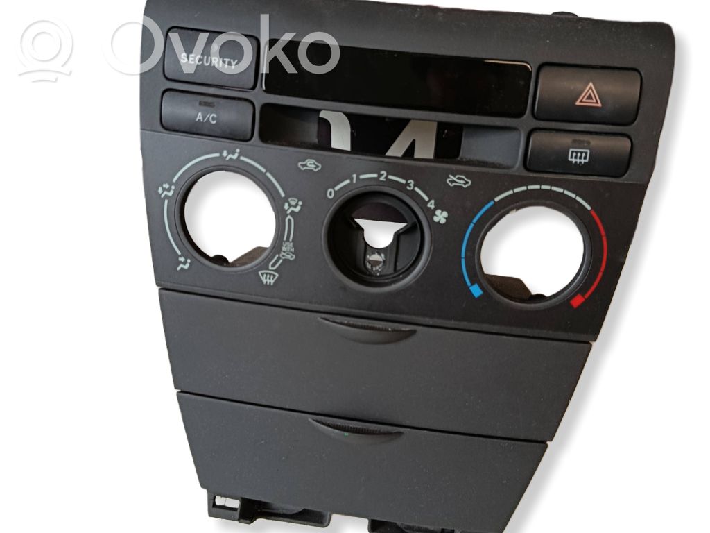 Toyota Corolla E120 E130 Centrālās konsoles vadības bloks 