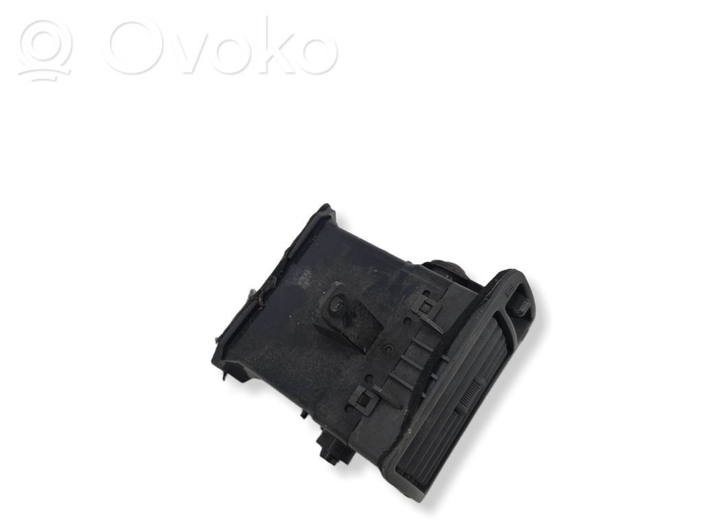 Mitsubishi Pajero Dashboard side air vent grill/cover trim 