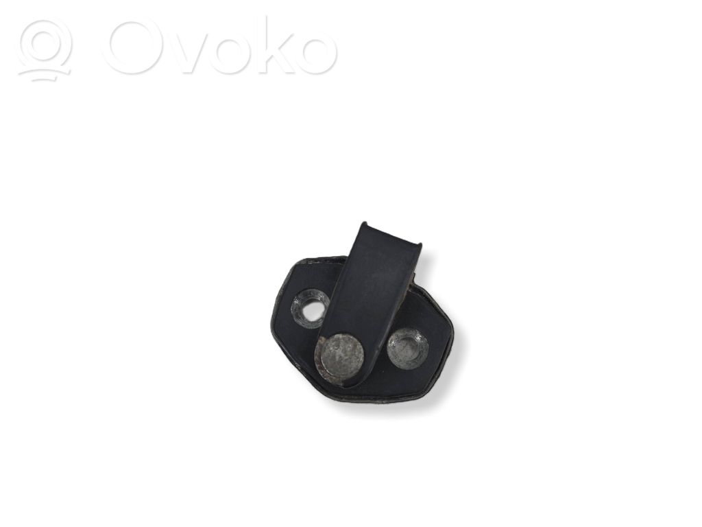 Front door lock loop/hook striker   8105511