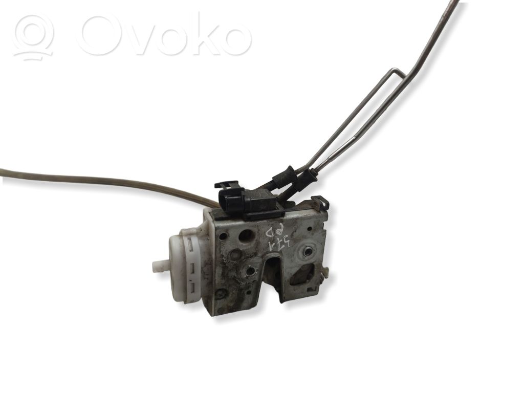 Audi A4 S4 B5 8D Cerradura de puerta delantera 