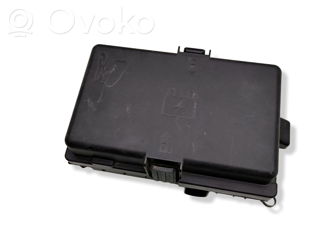 Chrysler Pacifica Fuse module 