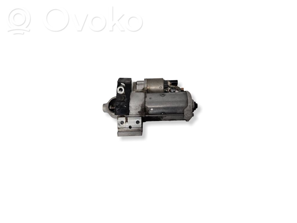 BMW 5 G30 G31 G38 Starteris 