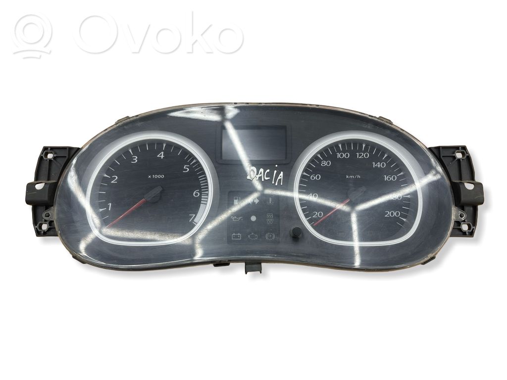 Dacia Duster Speedometer (instrument cluster) 