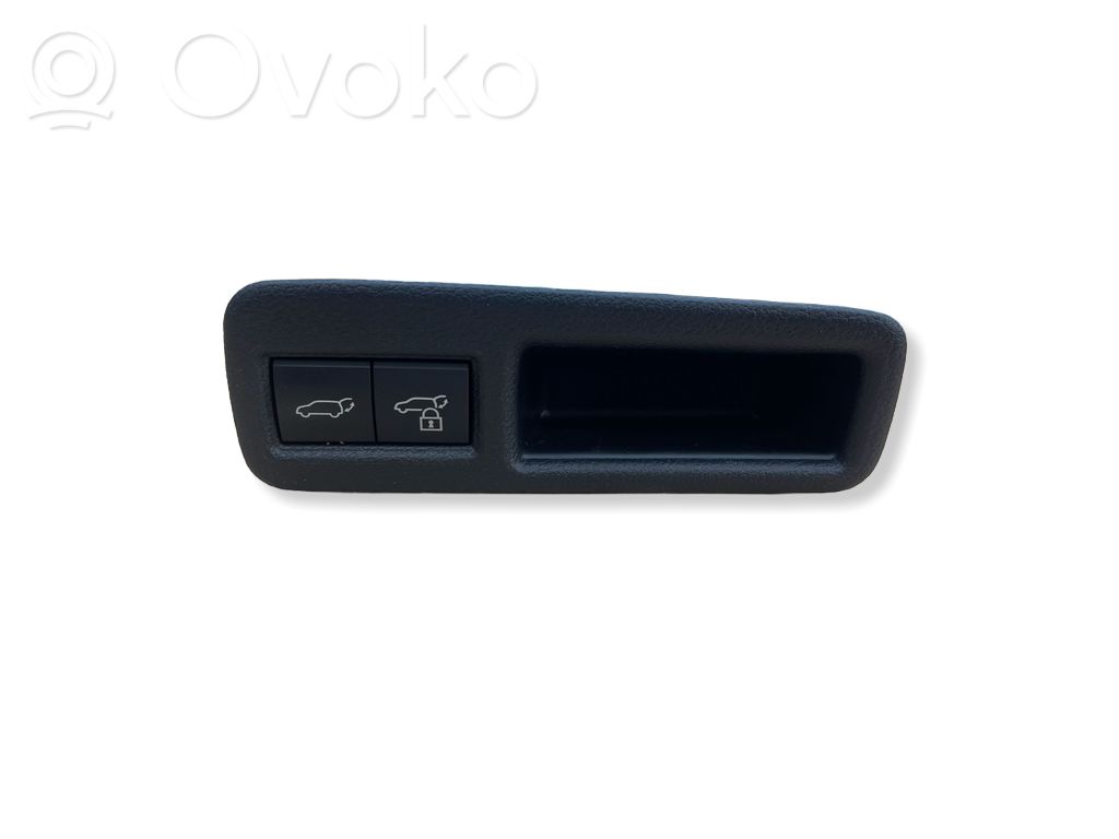 Toyota bZ4X Tailgate opening switch 