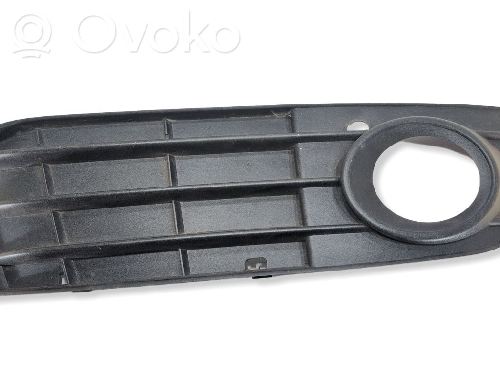 Audi A4 S4 B8 8K Verkleidung Nebelscheinwerfer / Gitter vorne 