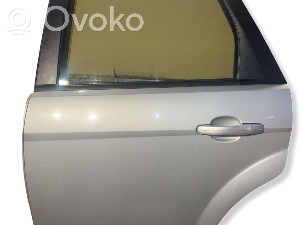 Rear door