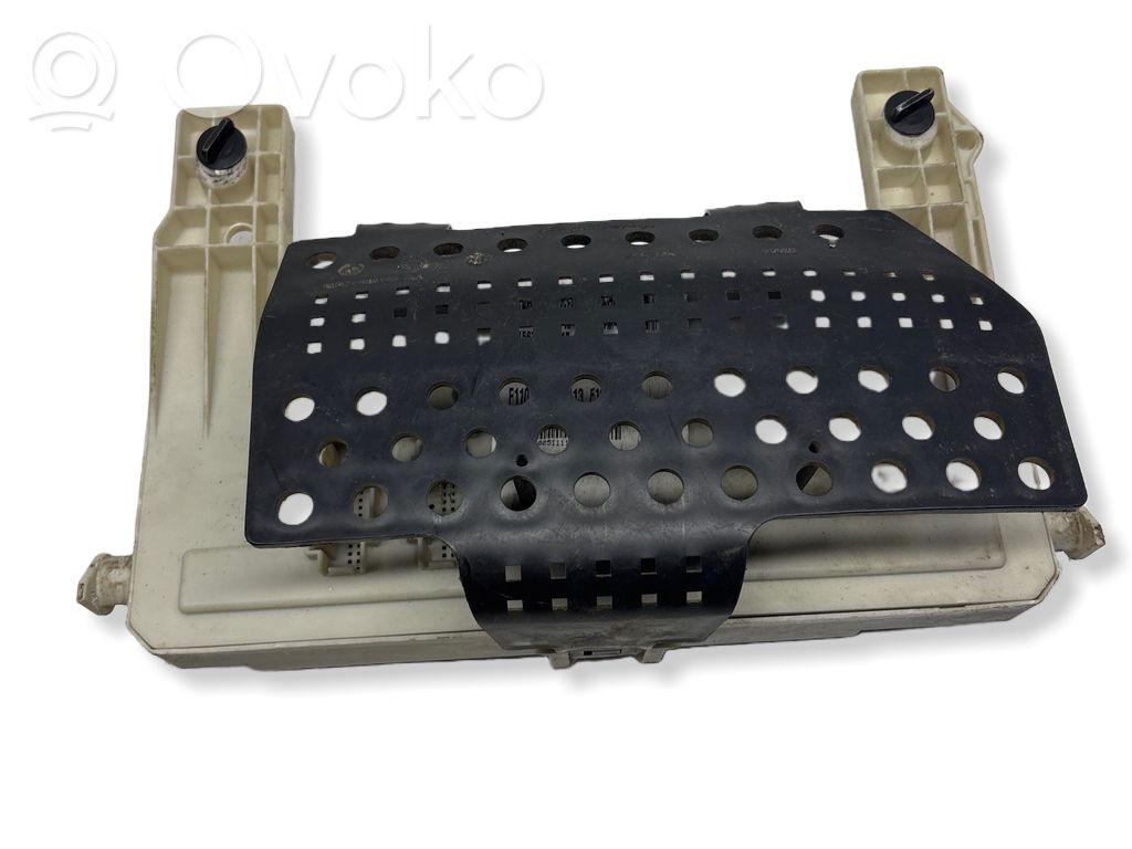 Ford Focus Fuse module 