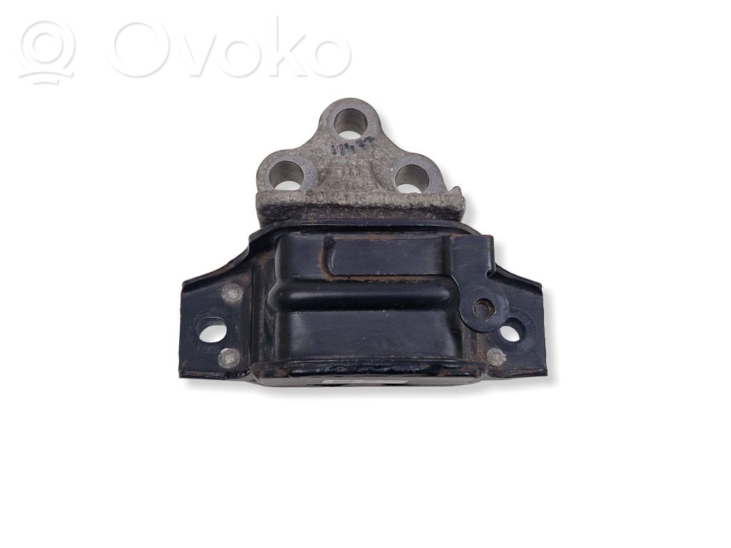 Jeep Compass Engine mount bracket 