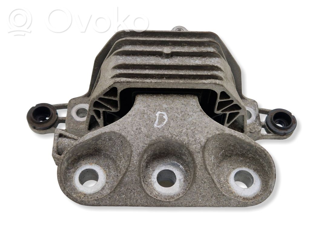 Opel Insignia B Engine mount bracket 