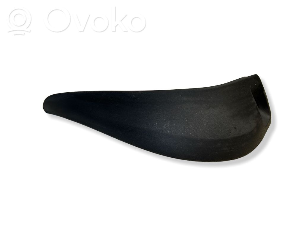 KIA Ceed Eturoiskeläppä 