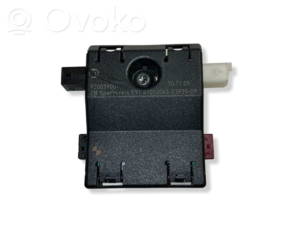 BMW 3 E90 E91 Aerial antenna amplifier 