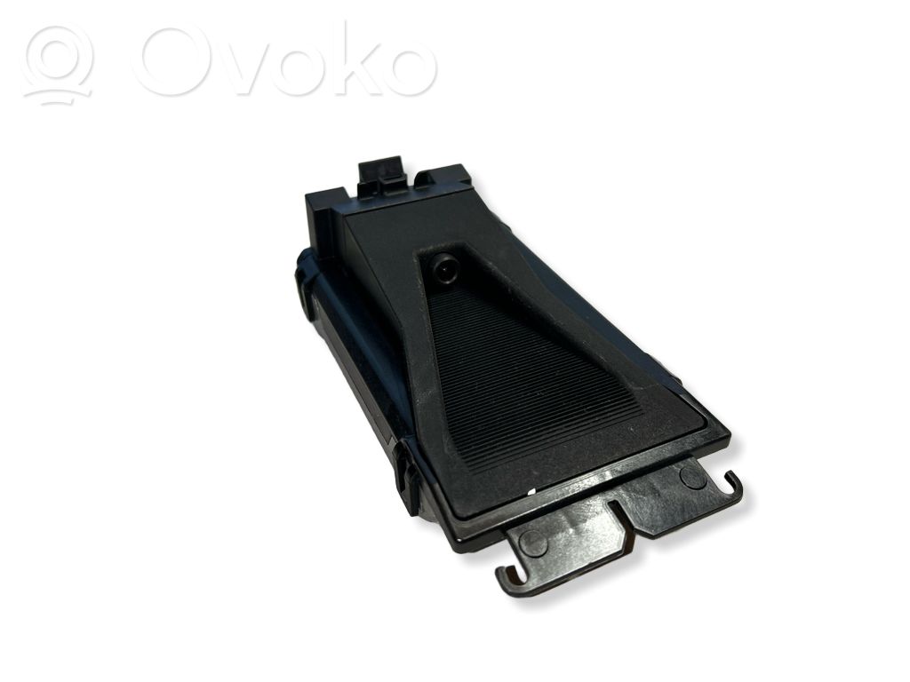 Volvo V40 Distronic sensor radar 