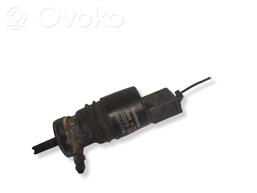 BMW 5 E39 Windscreen/windshield washer pump 