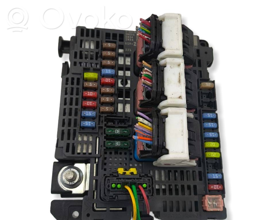 Citroen C4 II Picasso Módulo de fusible 