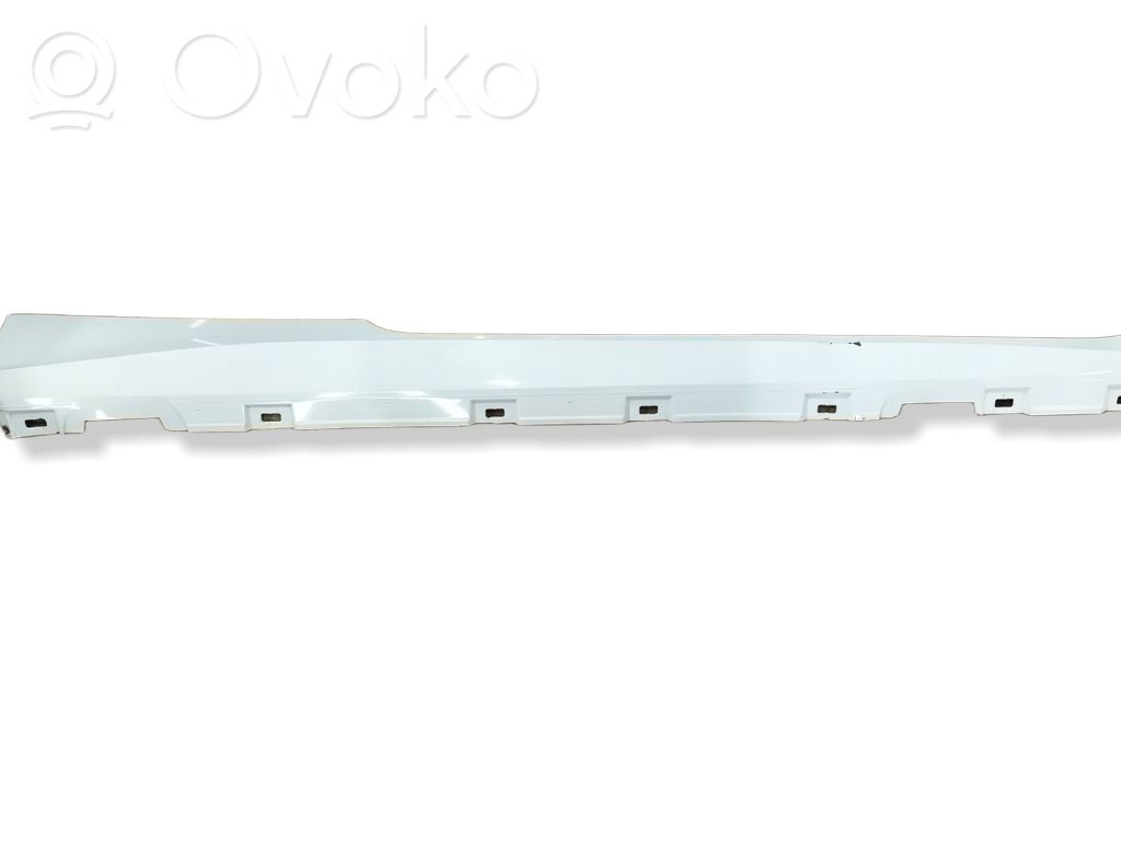 Audi A5 Sill 