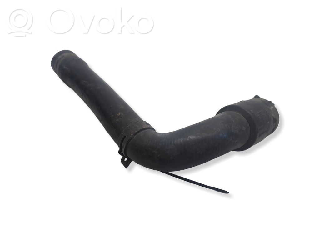 Audi A4 S4 B5 8D Engine coolant pipe/hose 