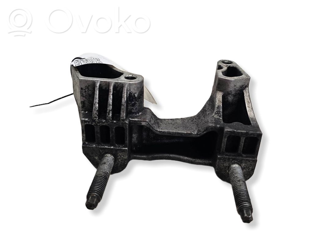 Engine mounting bracket   6G9Q6030AA