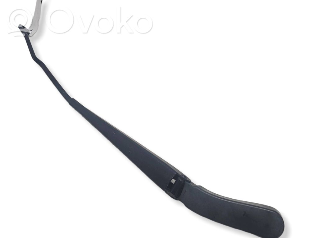 Volvo S60 Front wiper blade arm 