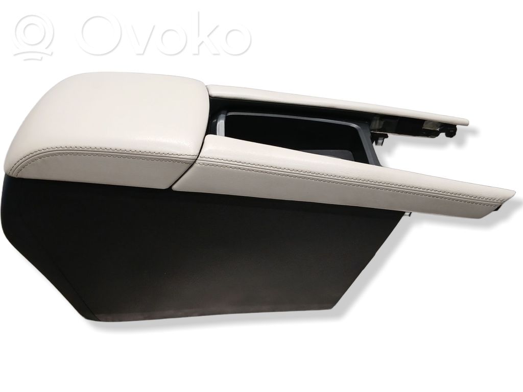 Mazda 6 Keskikonsoli 