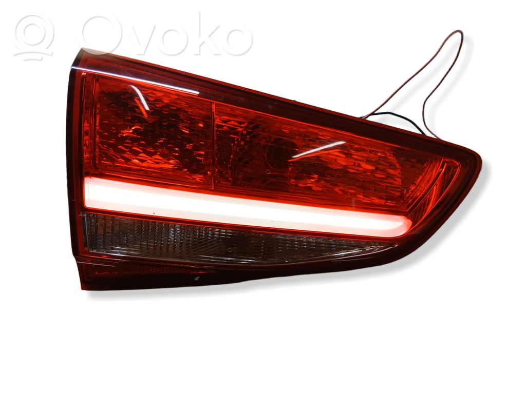 KIA Ceed Tailgate rear/tail lights 