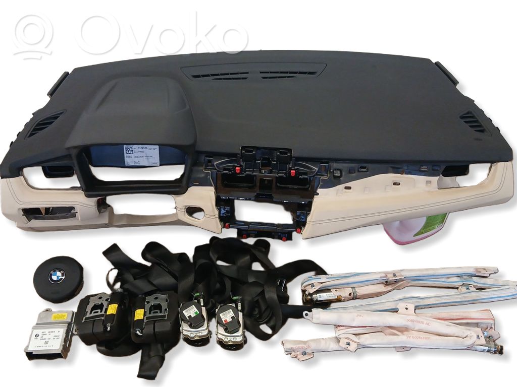 BMW 2 F45 Set planșă bord cu airbag 
