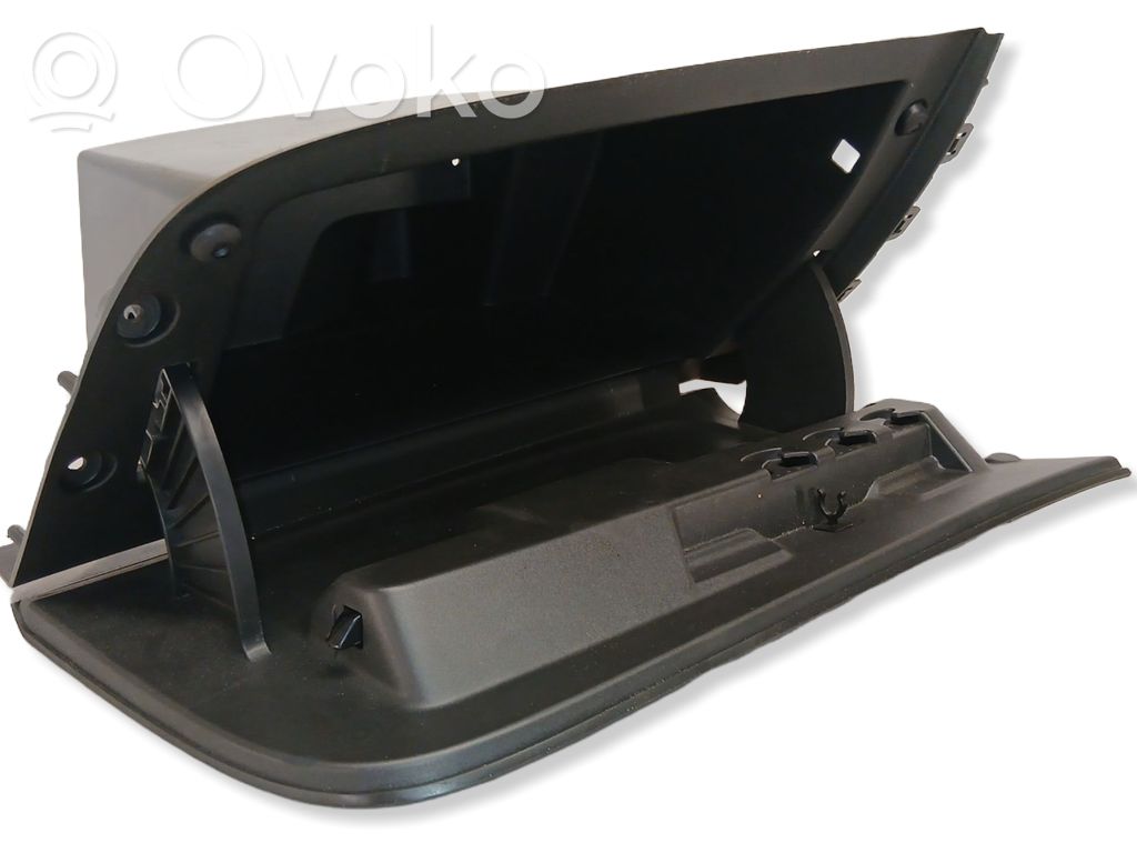 Opel Astra K Glove box 
