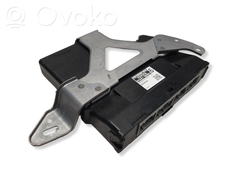 Toyota Yaris Comfort/convenience module 