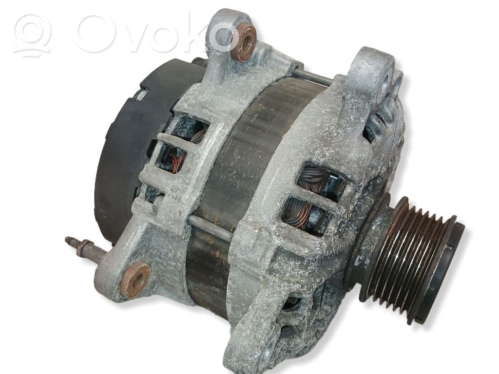 Volkswagen PASSAT B7 Generator/alternator 