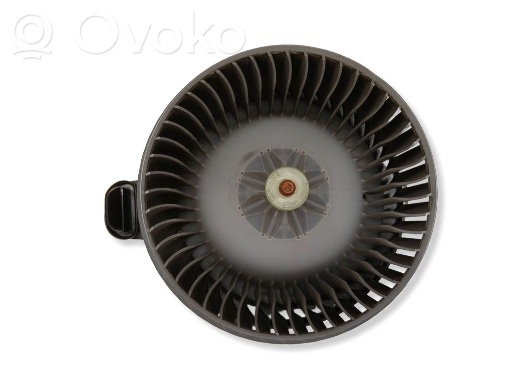 Toyota Auris E180 Mazā radiatora ventilators 