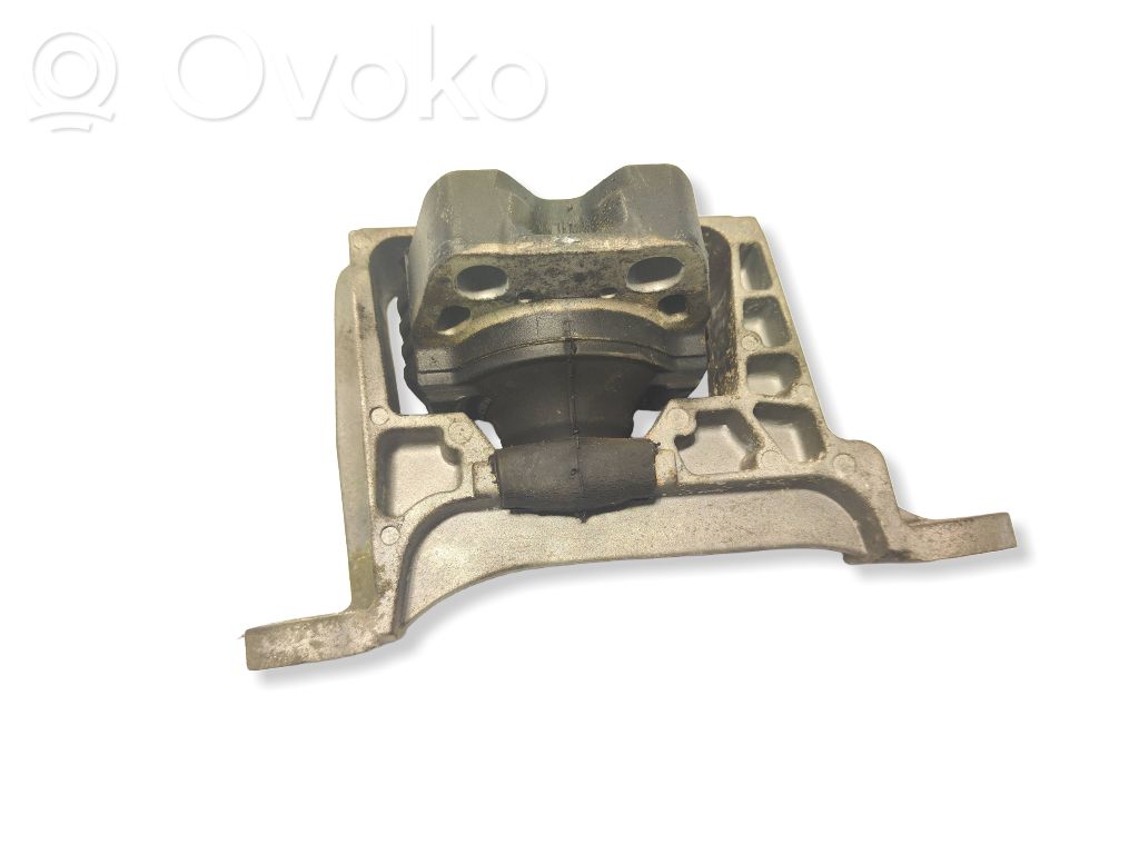 Engine mount bracket   3M516F012BK